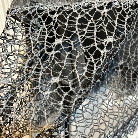 Boho Goth Long Sleeve - Picture 4 of 5